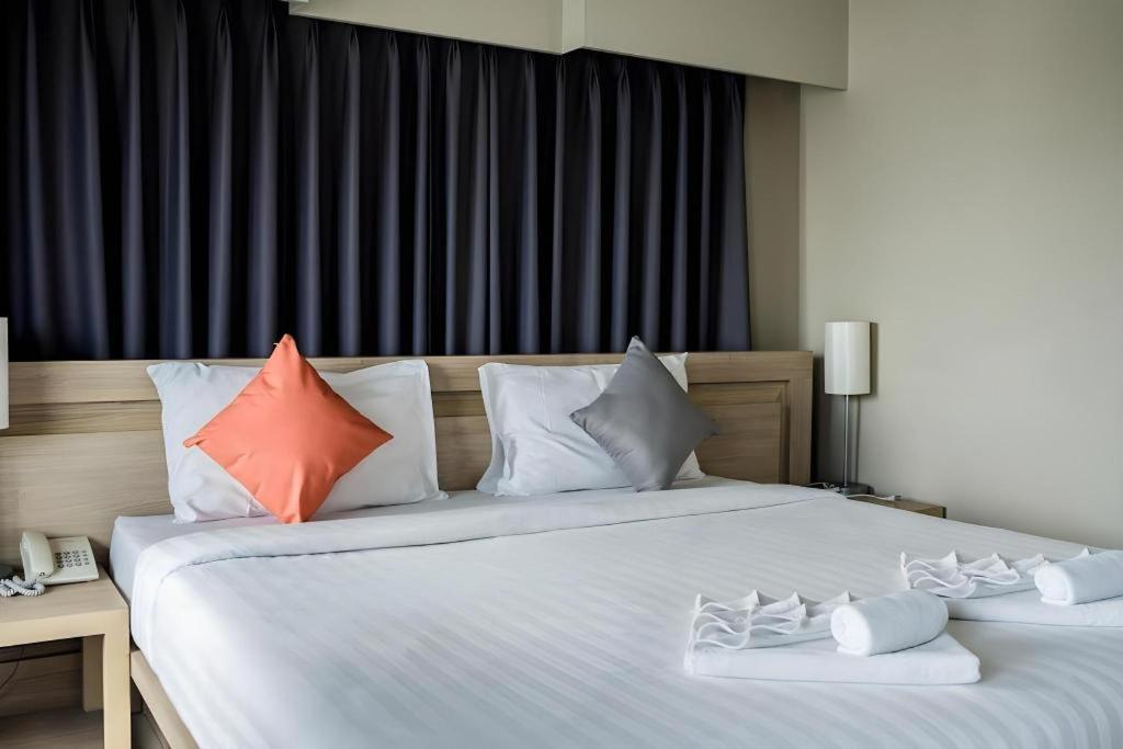 Chinotel Phuket Kültér fotó