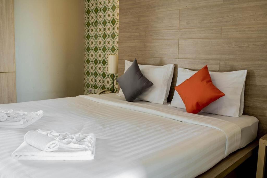 Chinotel Phuket Kültér fotó