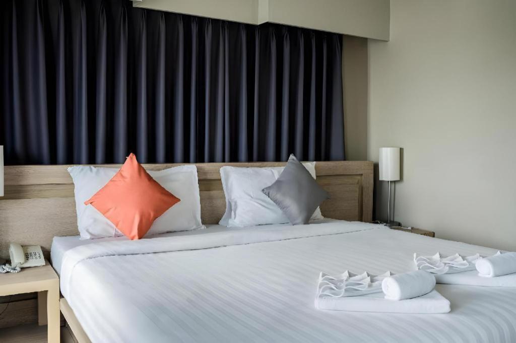 Chinotel Phuket Kültér fotó